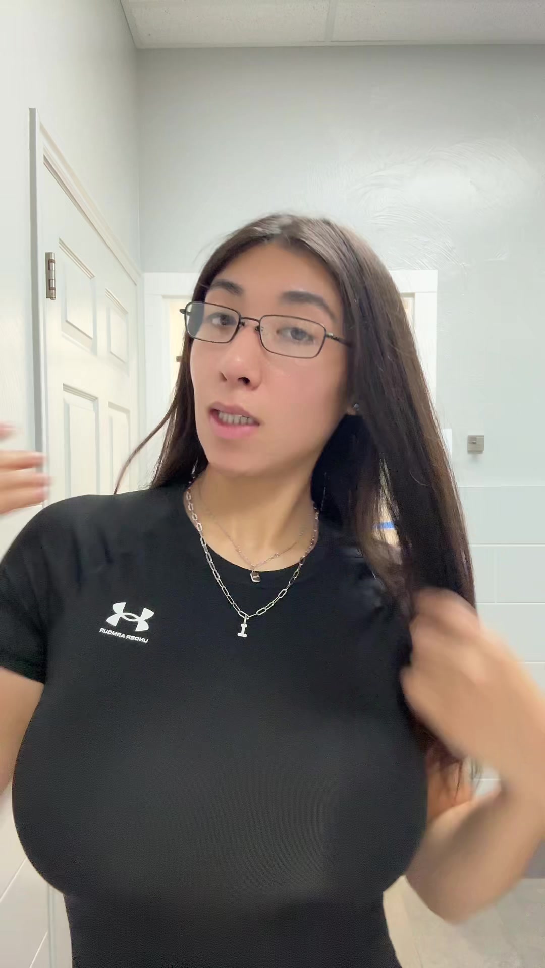@justcallmeesme