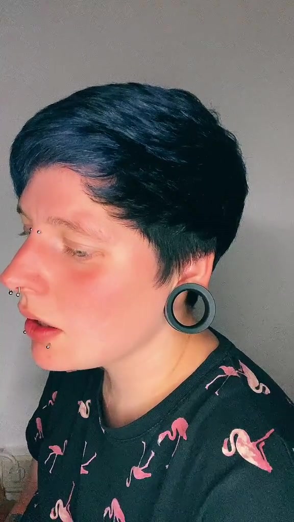 @🥀