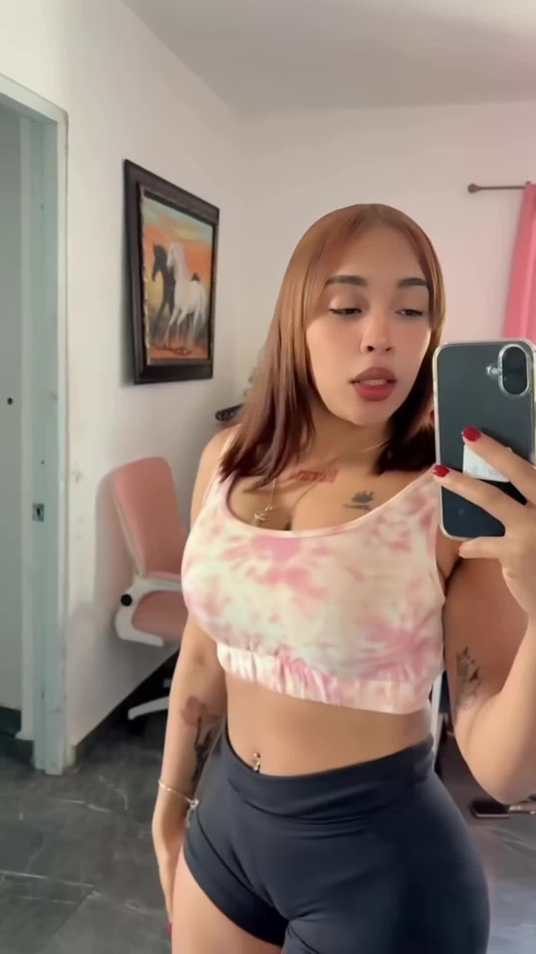 @Corazones🍑enormes2