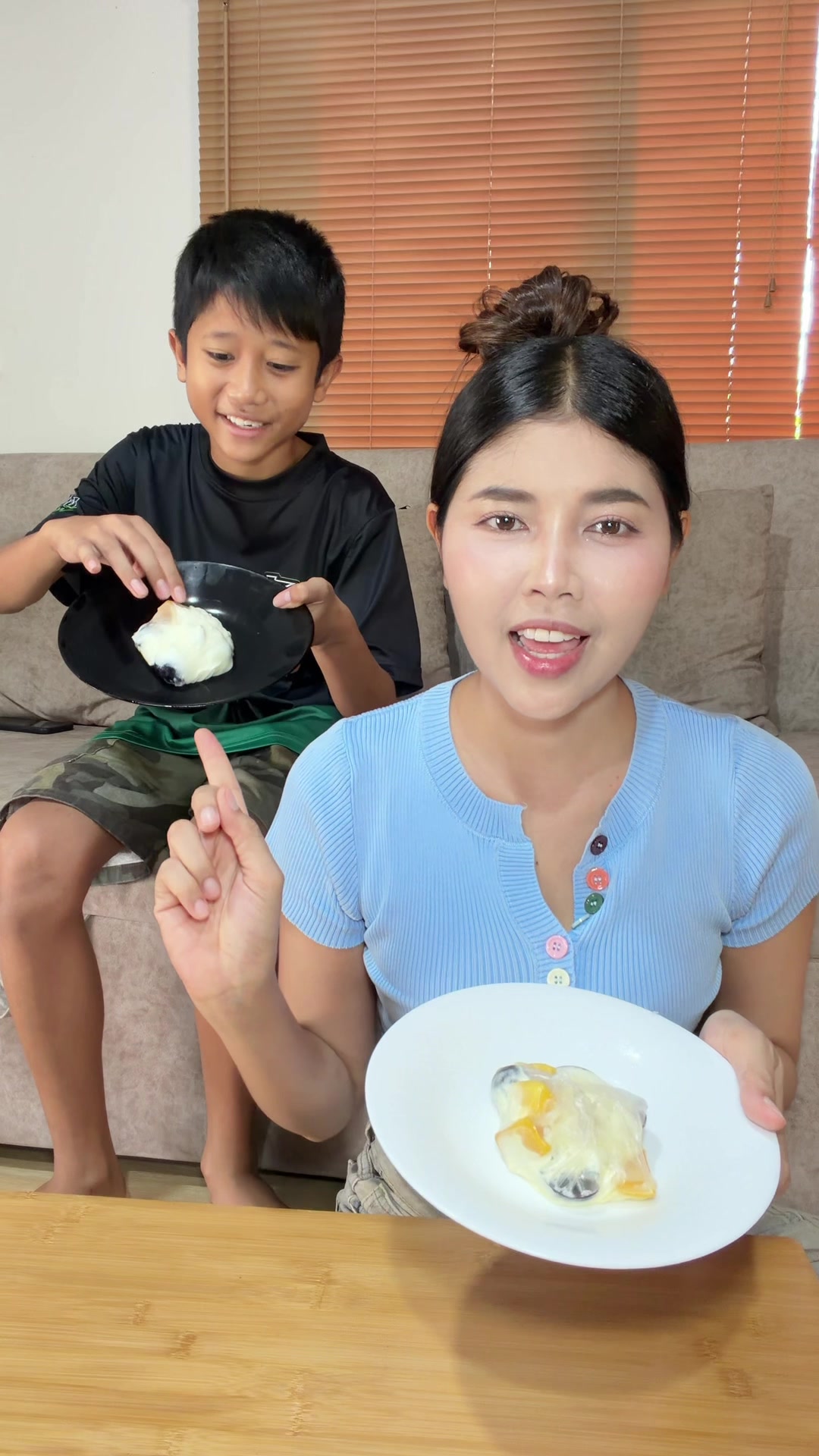 @น้องพีแม่ผึ้ง9898