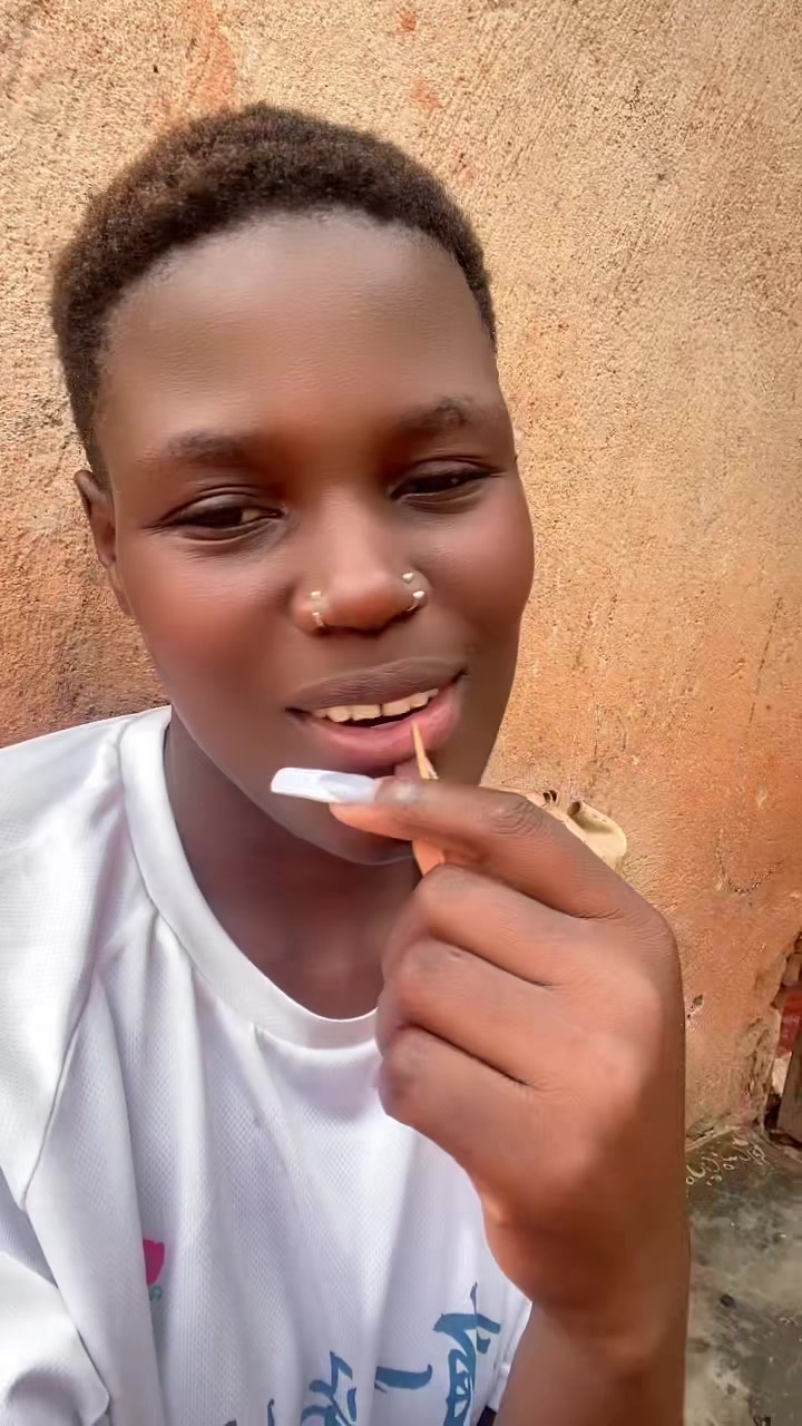 @Sharifahbooty 🇺🇬