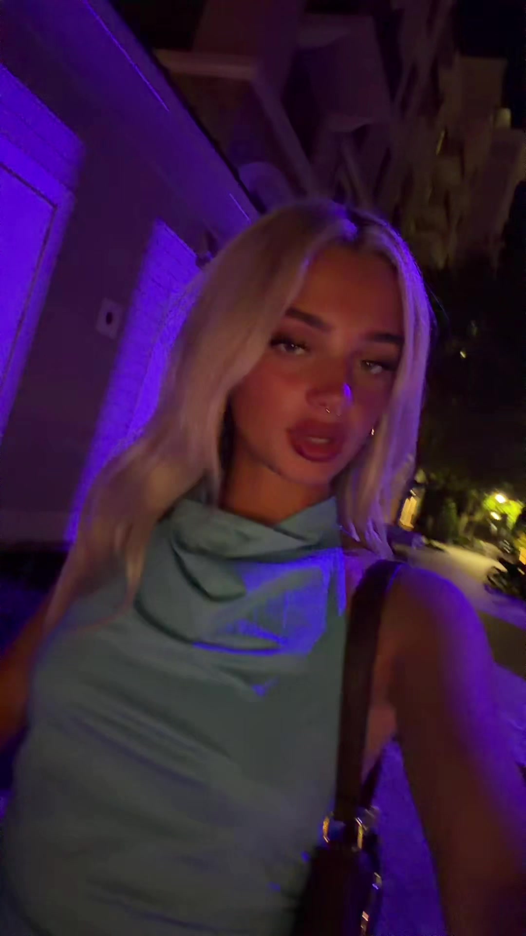 @julessss