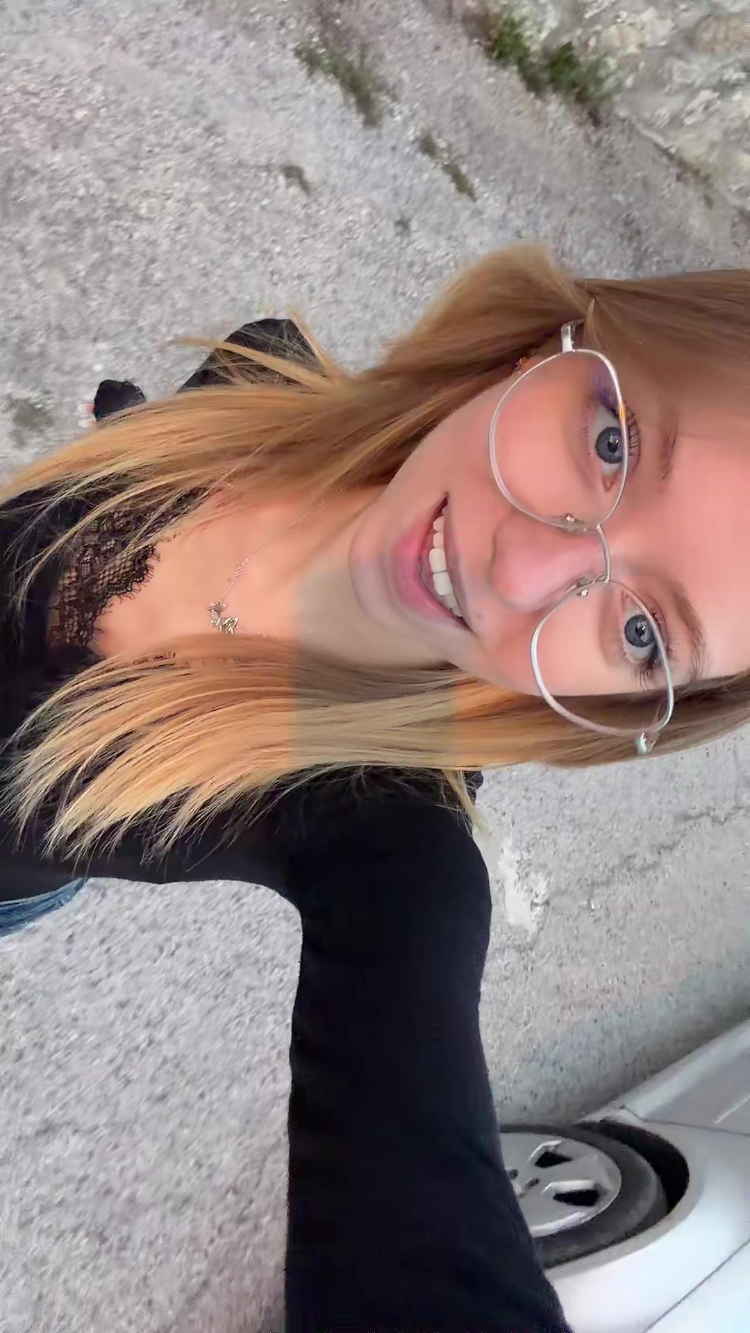 @ele🧸