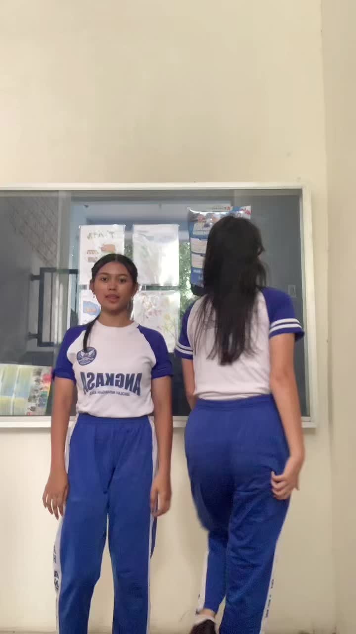 @c&ugrave;m&euml;k