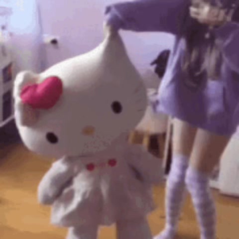 @(。╥ ̫ ╥。)