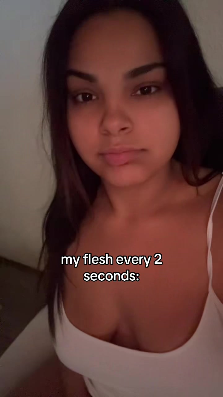 @𝑫𝒆𝒔𝒔ꨄ
