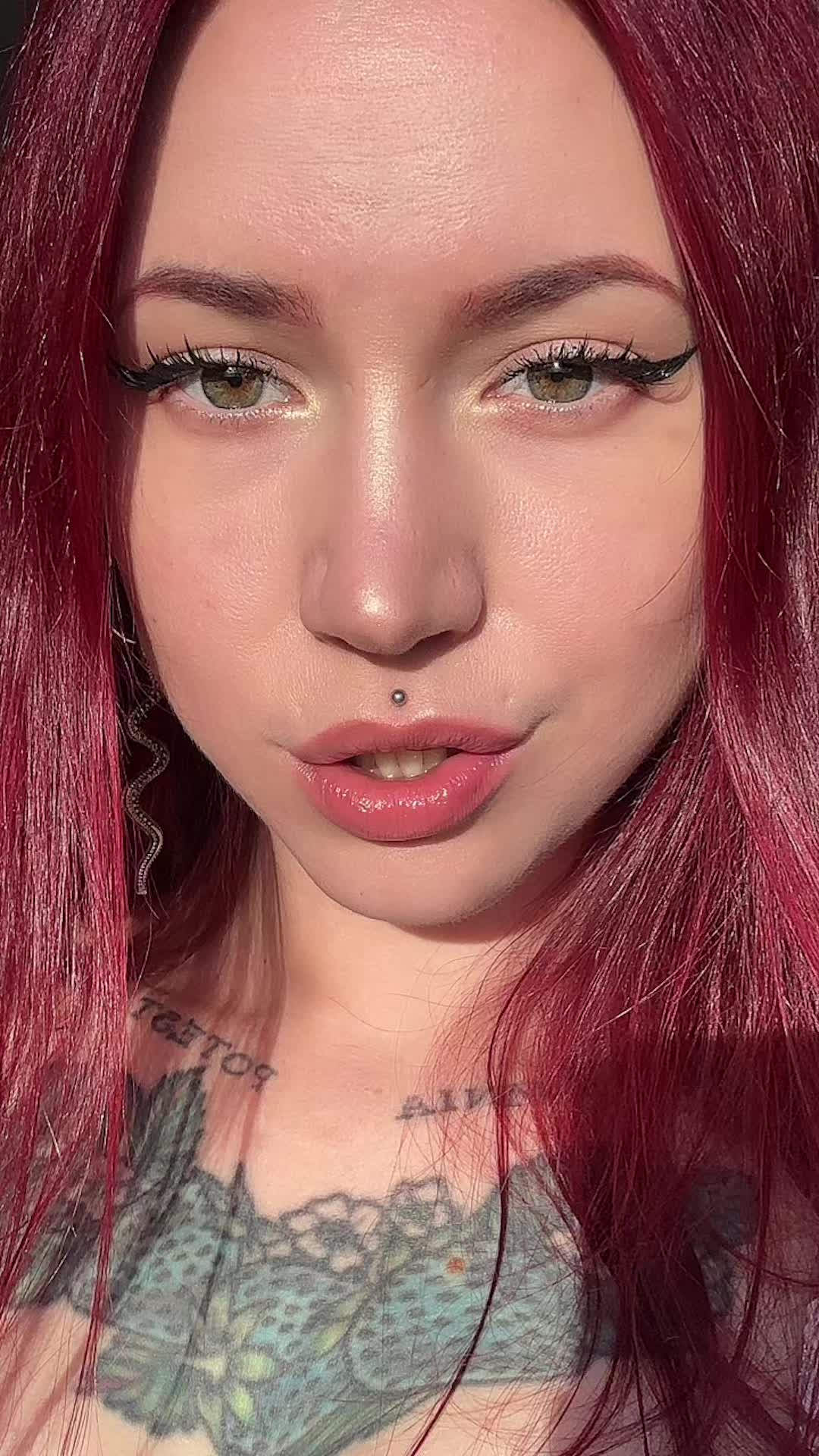 @Vera
