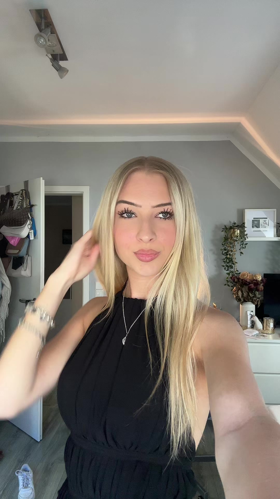 @julia