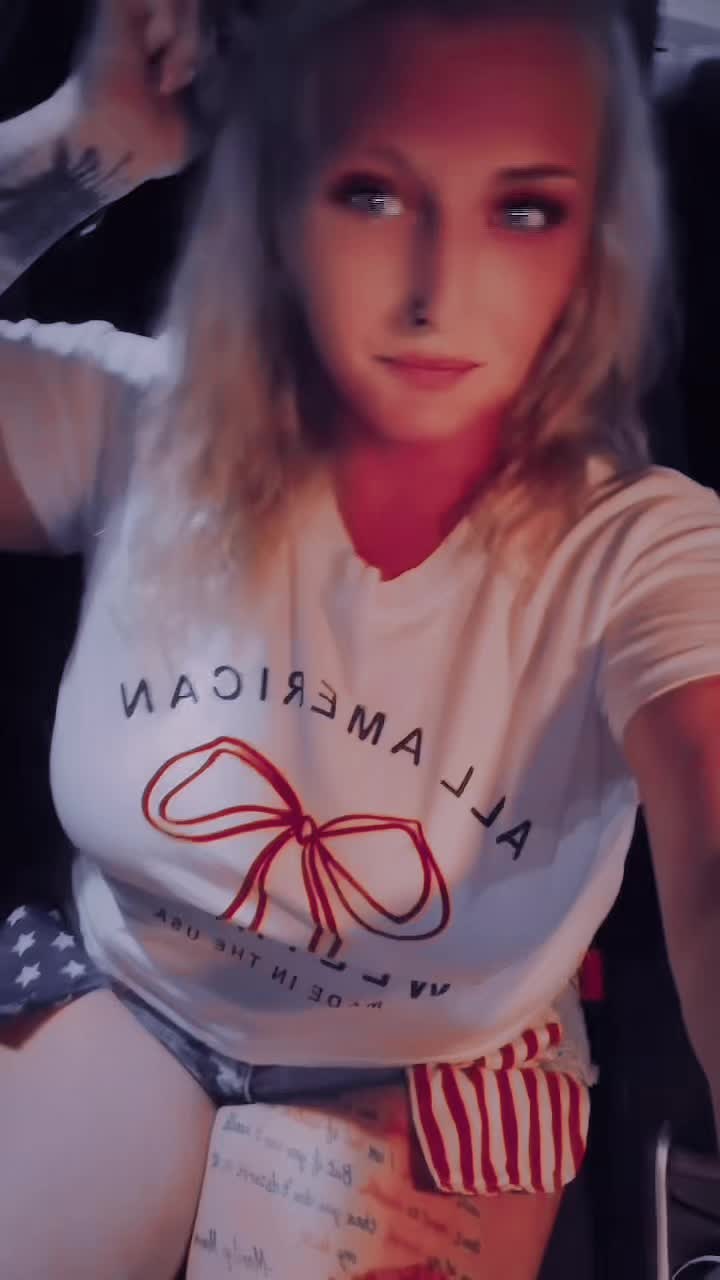 @XOXO💋