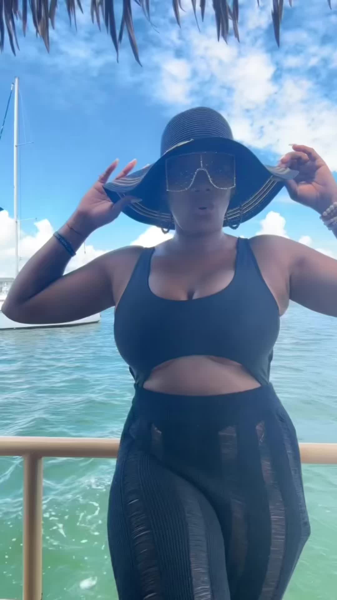@travelwithlatanyac