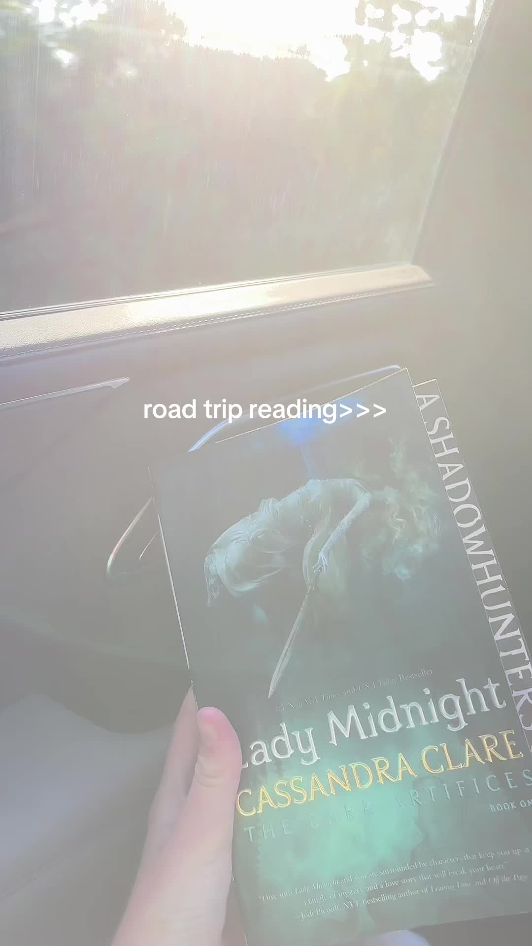 @lois📖