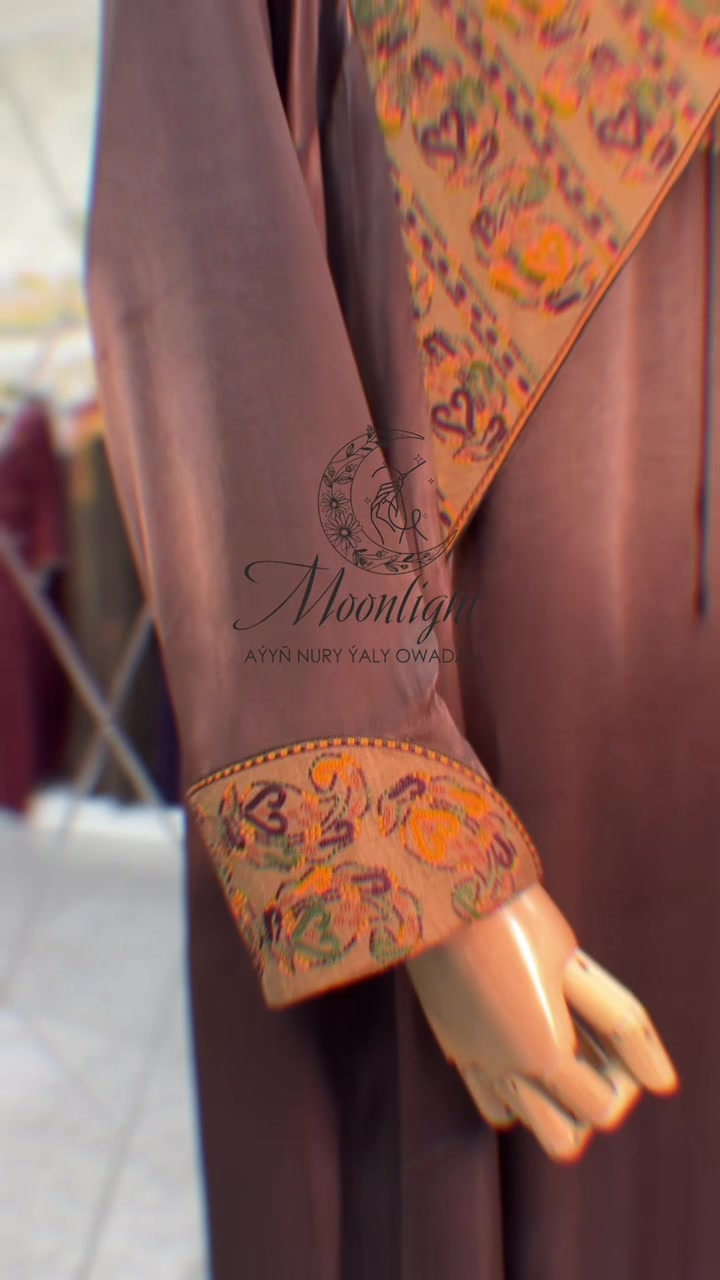 @MoonlightMagazine