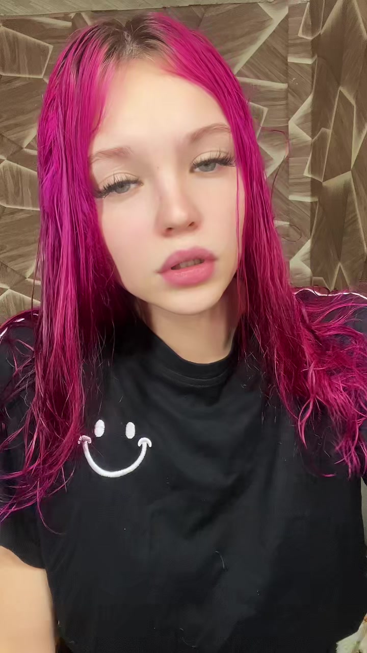 @VaLeRiA❤️🙂↕️