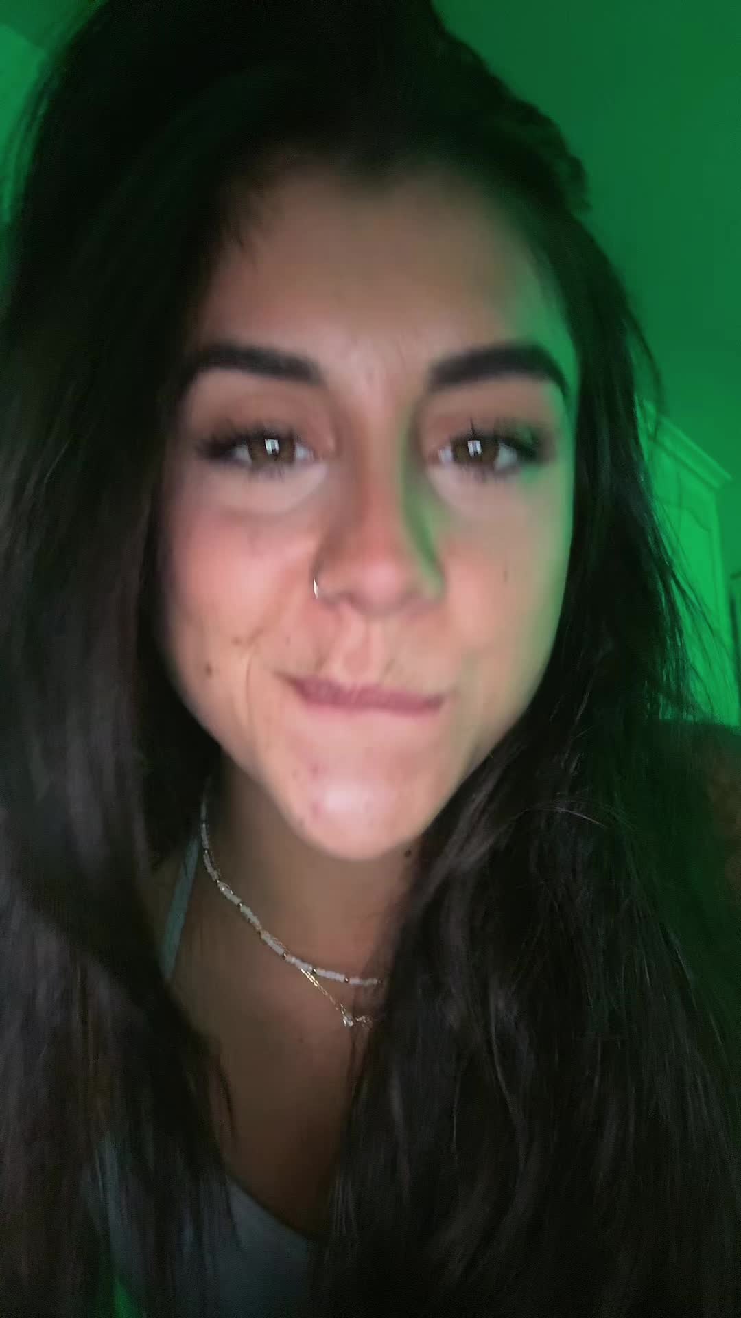 @𝐴𝑟𝑦