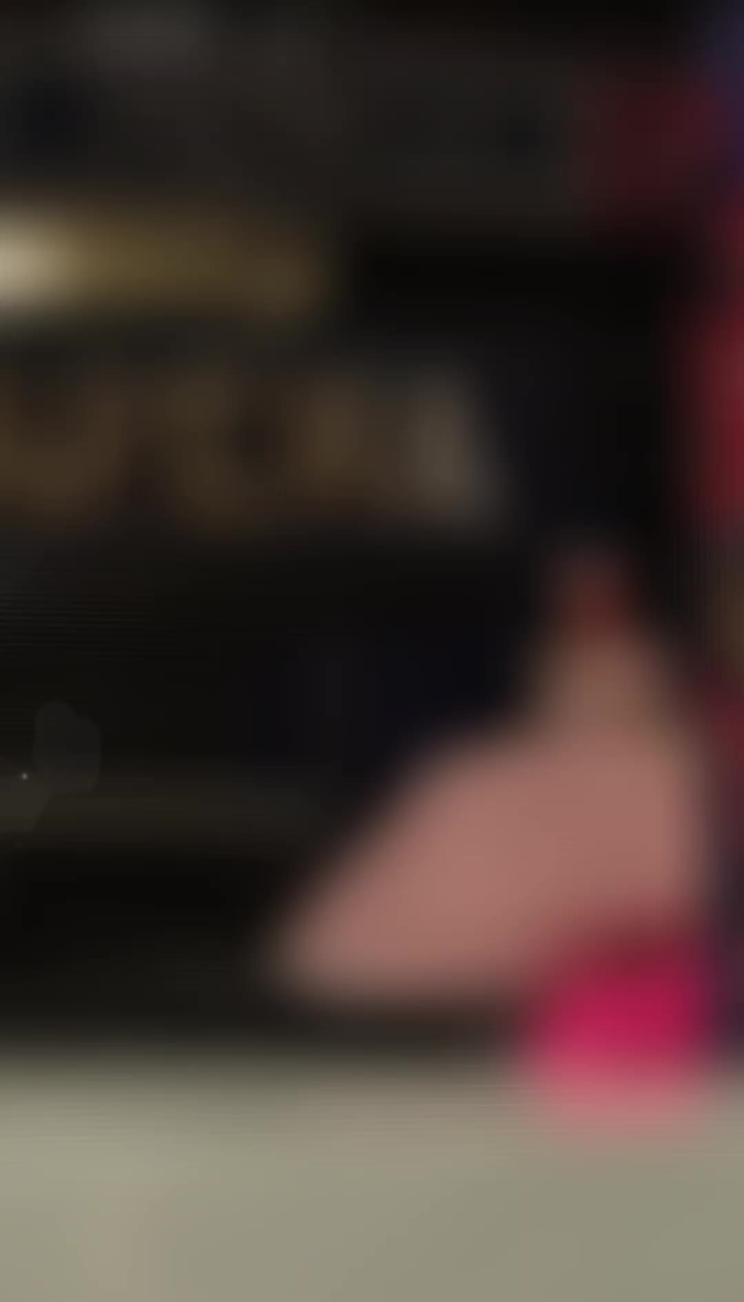@Jmonica