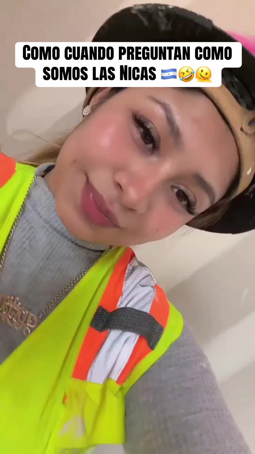 @Ani 🦋🧿📿