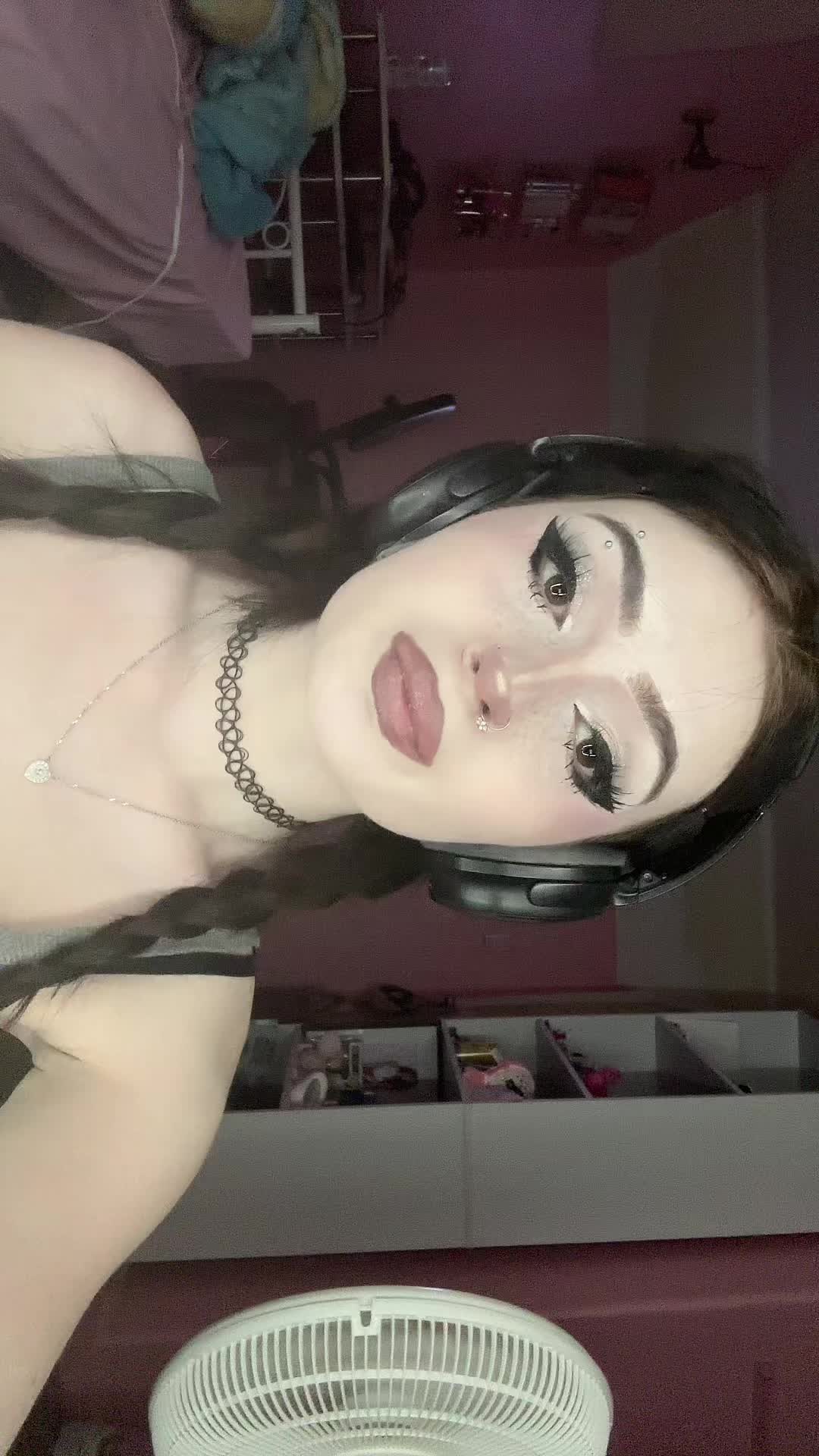 @🦇𝒶𝒷𝒾𝑒🦇