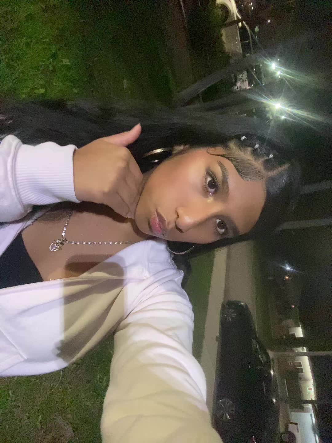 @Isa