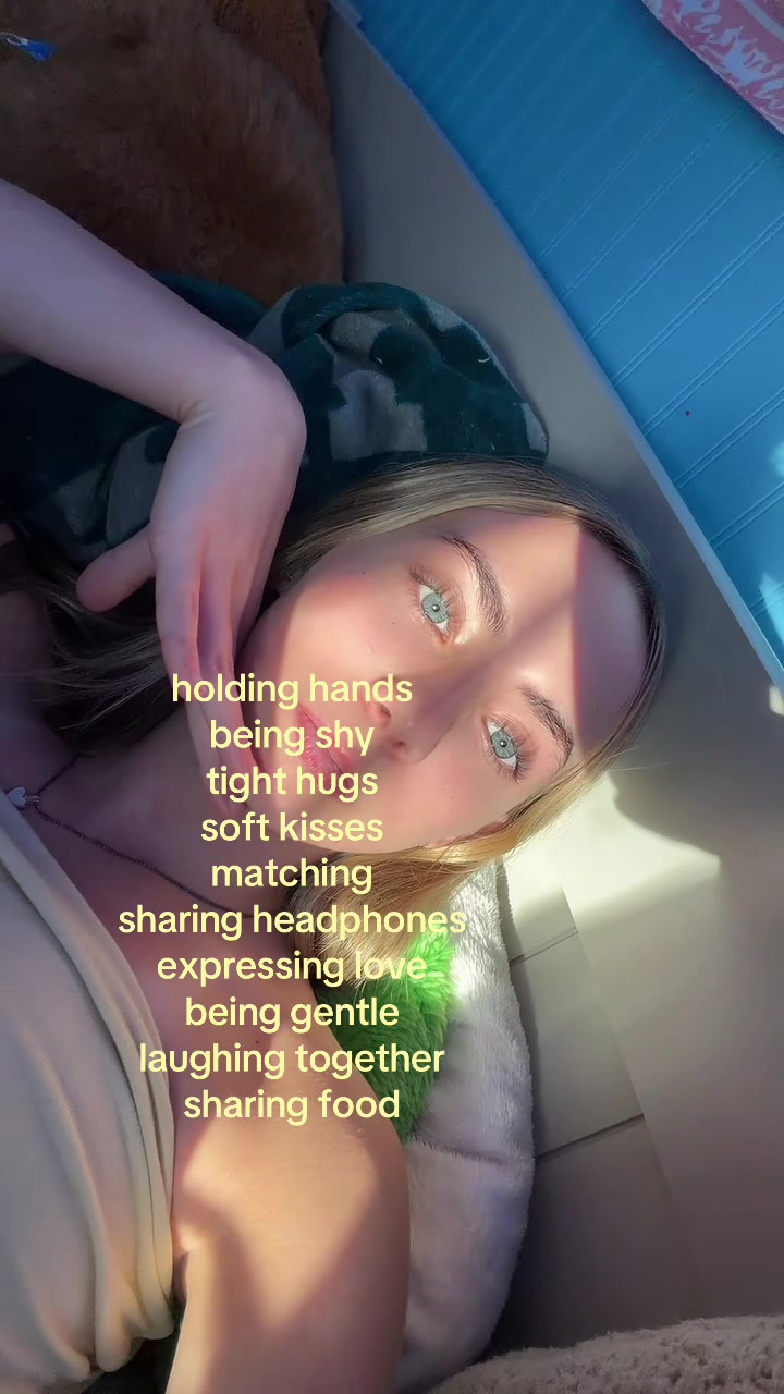 @???