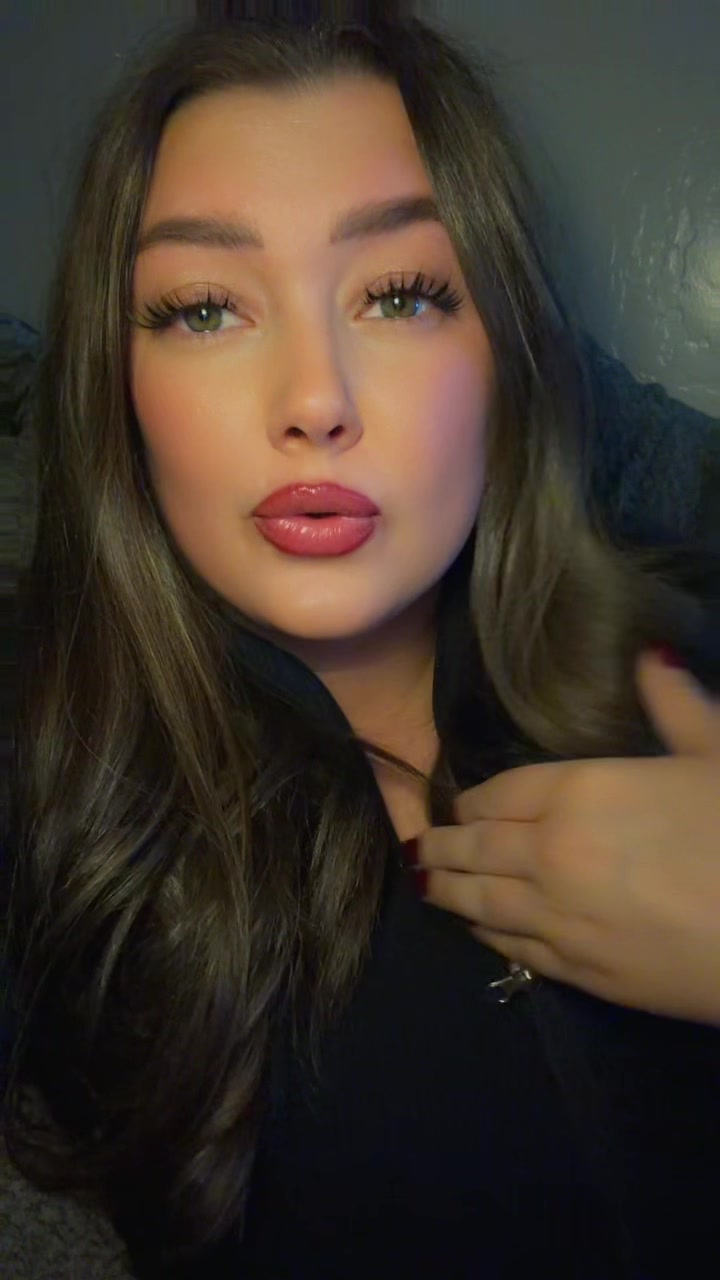 @therealcharligirl