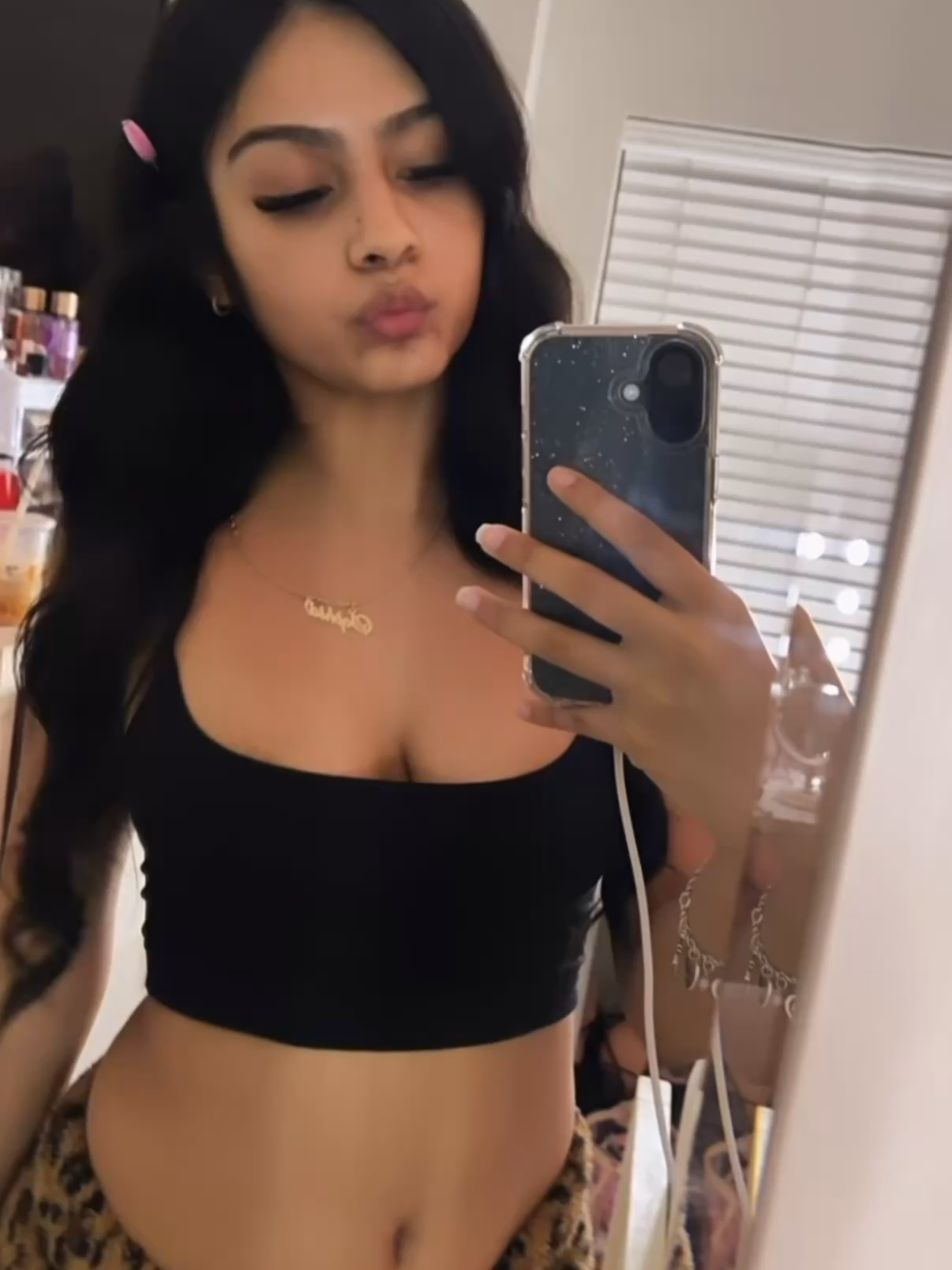 @️