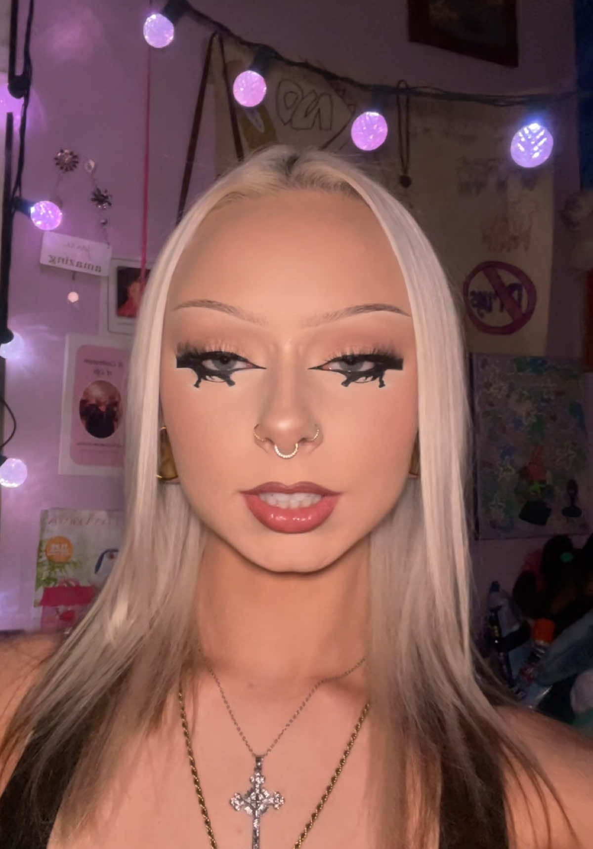 @🧐