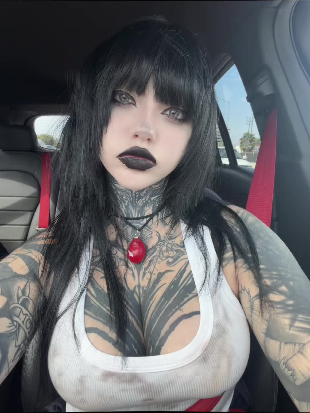 @mothertriplex