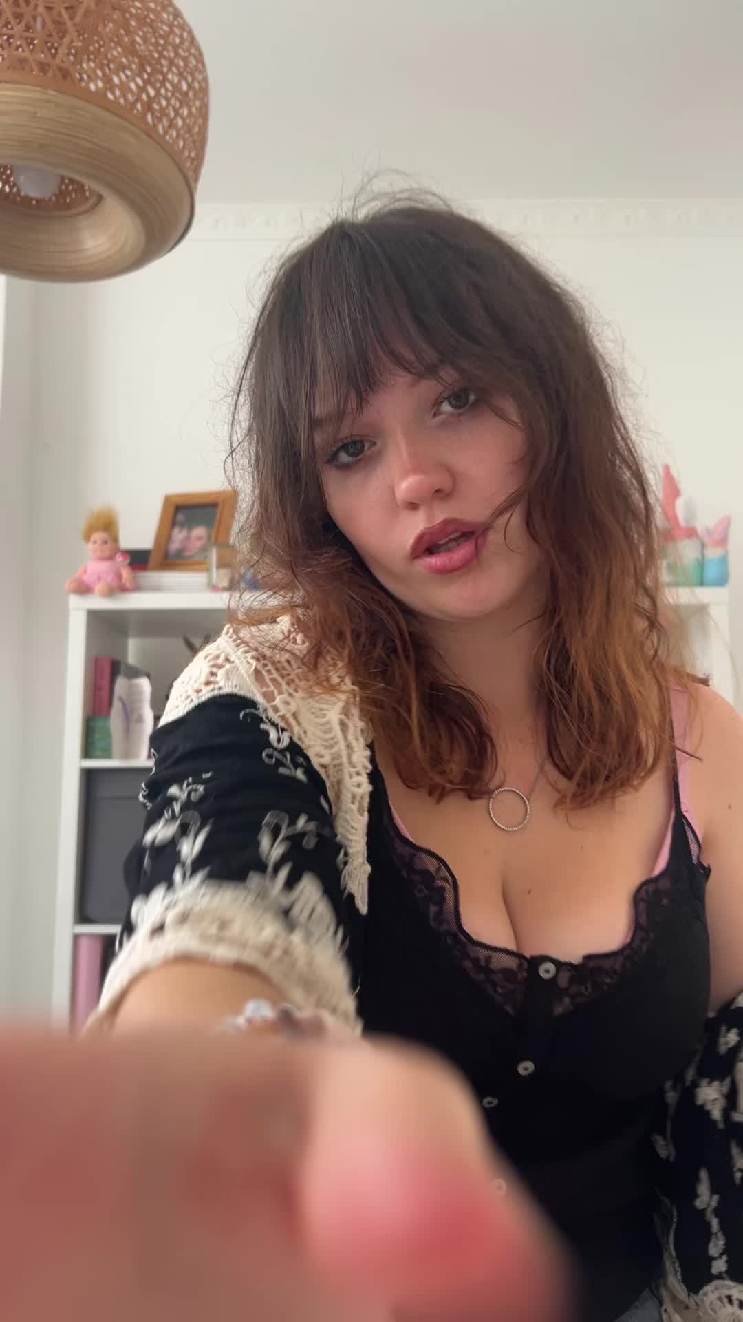 @estella