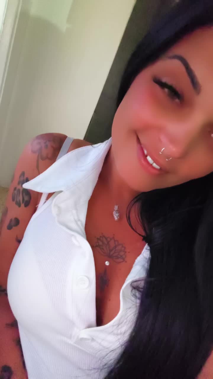 @Valentina