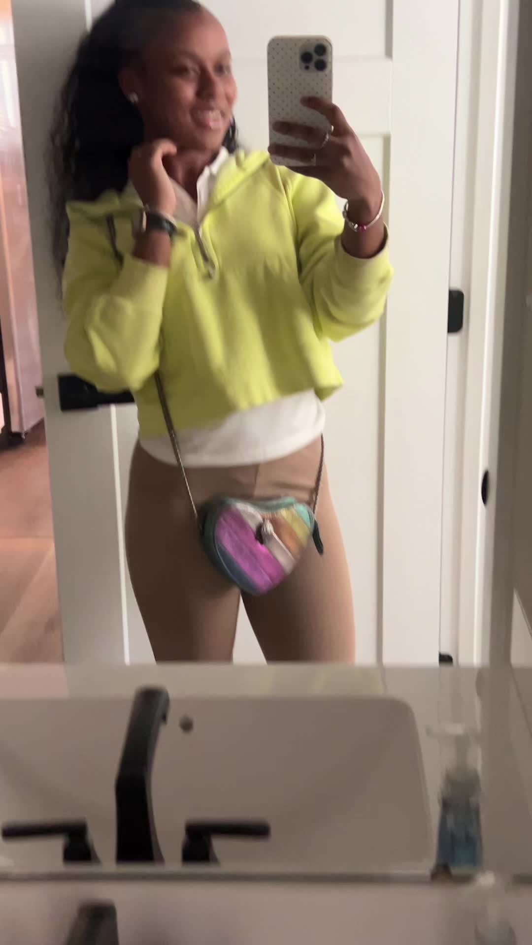 @Zo&euml; ღ