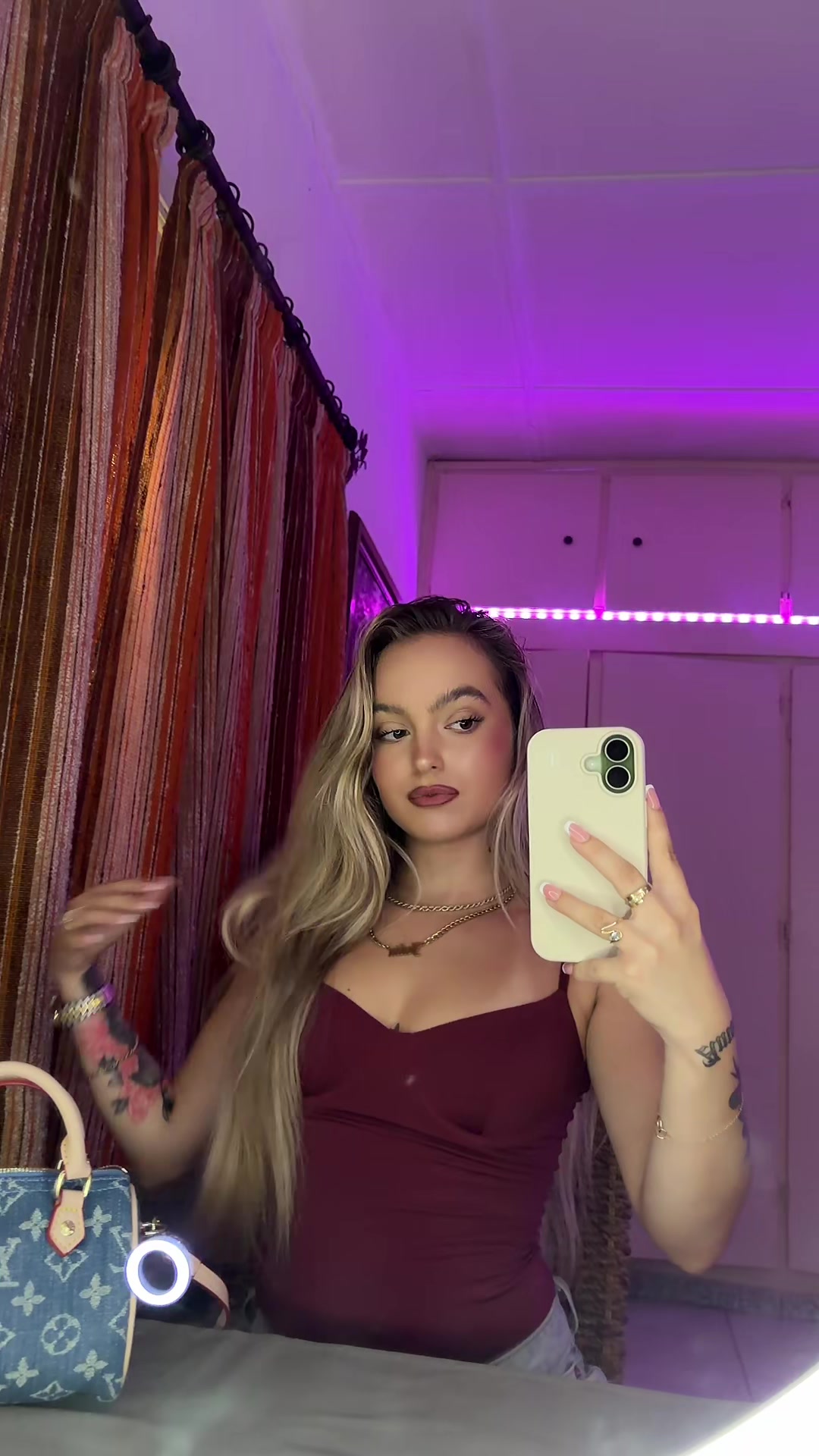 @salessesjulia