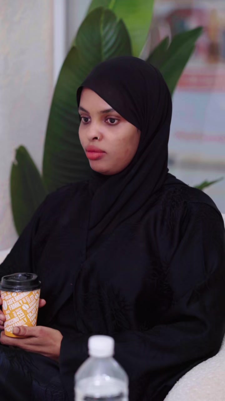 @Fadumo Riyaad