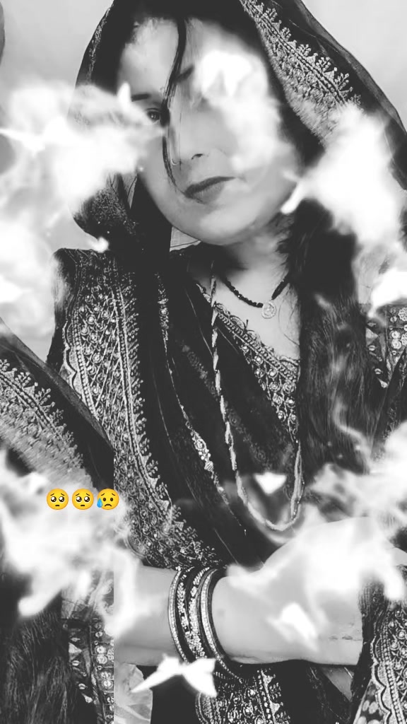 @👑Expression queen 👑