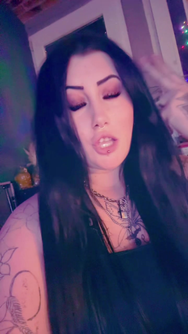 @Jackie😈🖤🌹