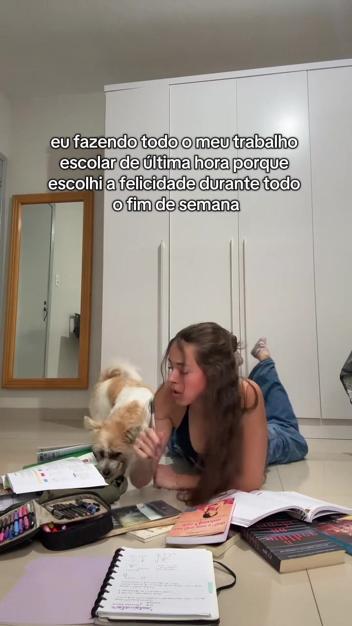 @Julia Andrade