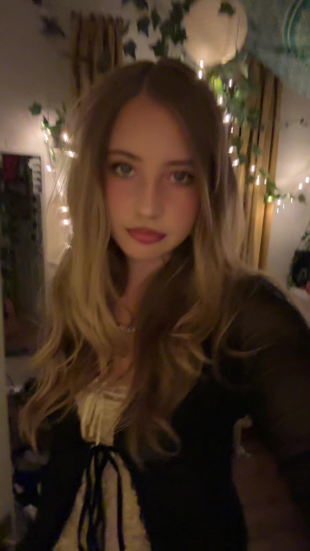 @️