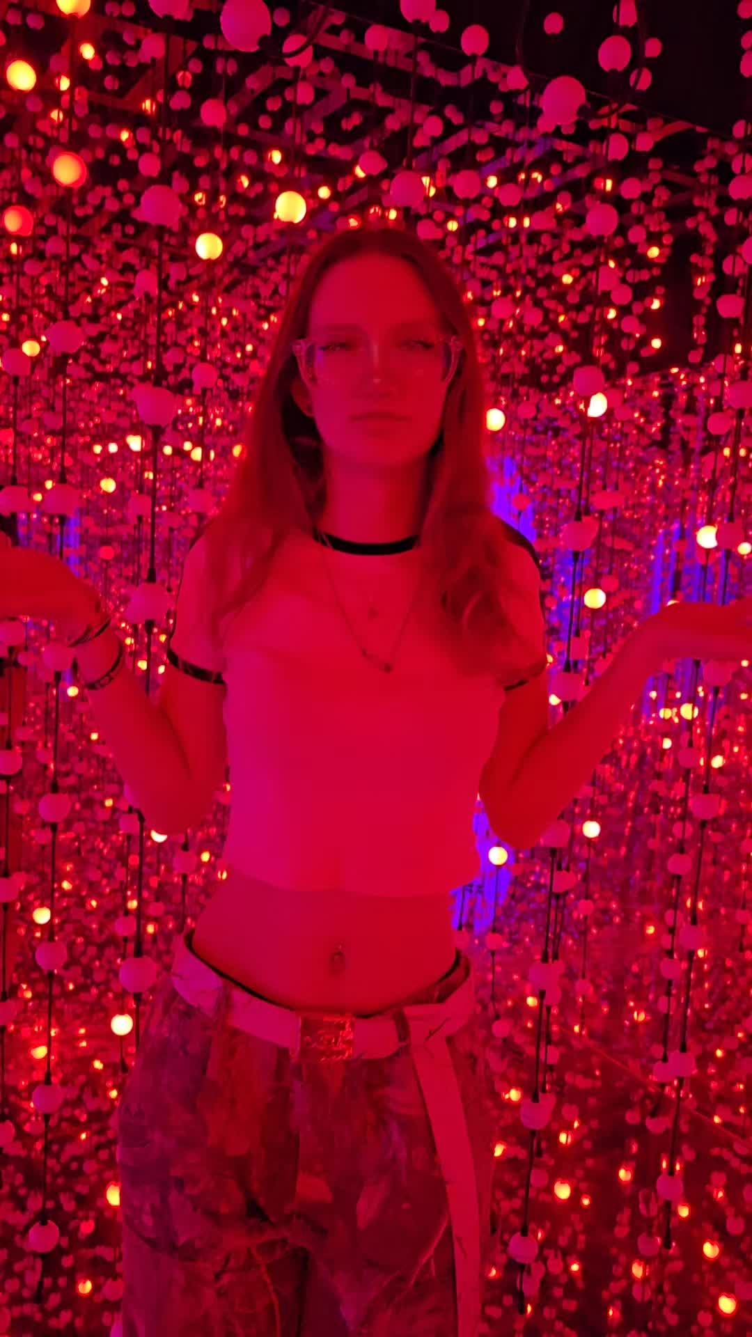 @G̶h̶o̶s̶t̶ ̶g̶i̶r̶l̶