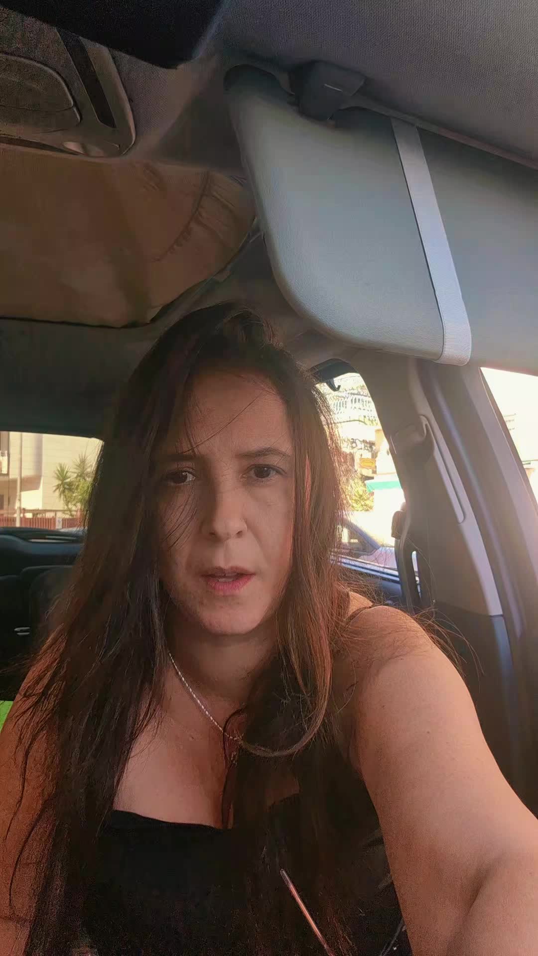 @Elisa