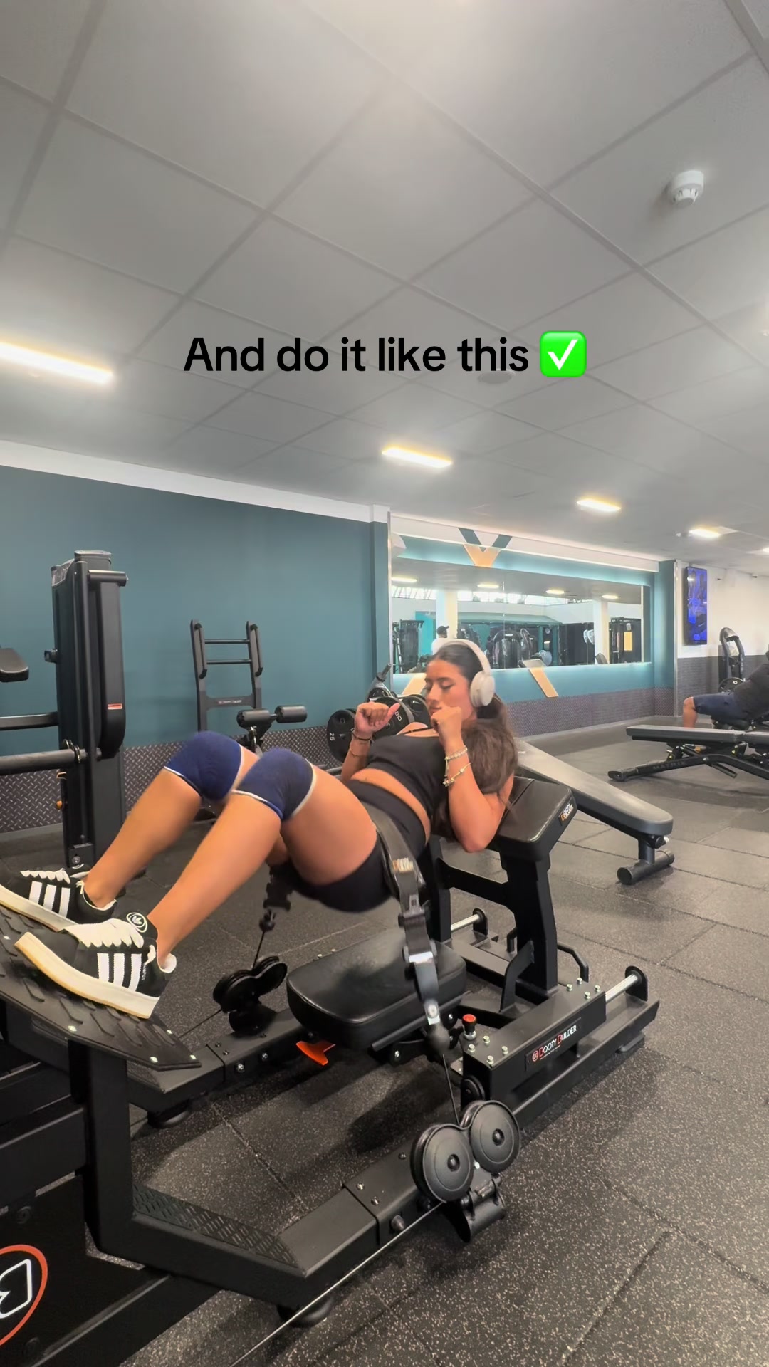 @Simran 💕