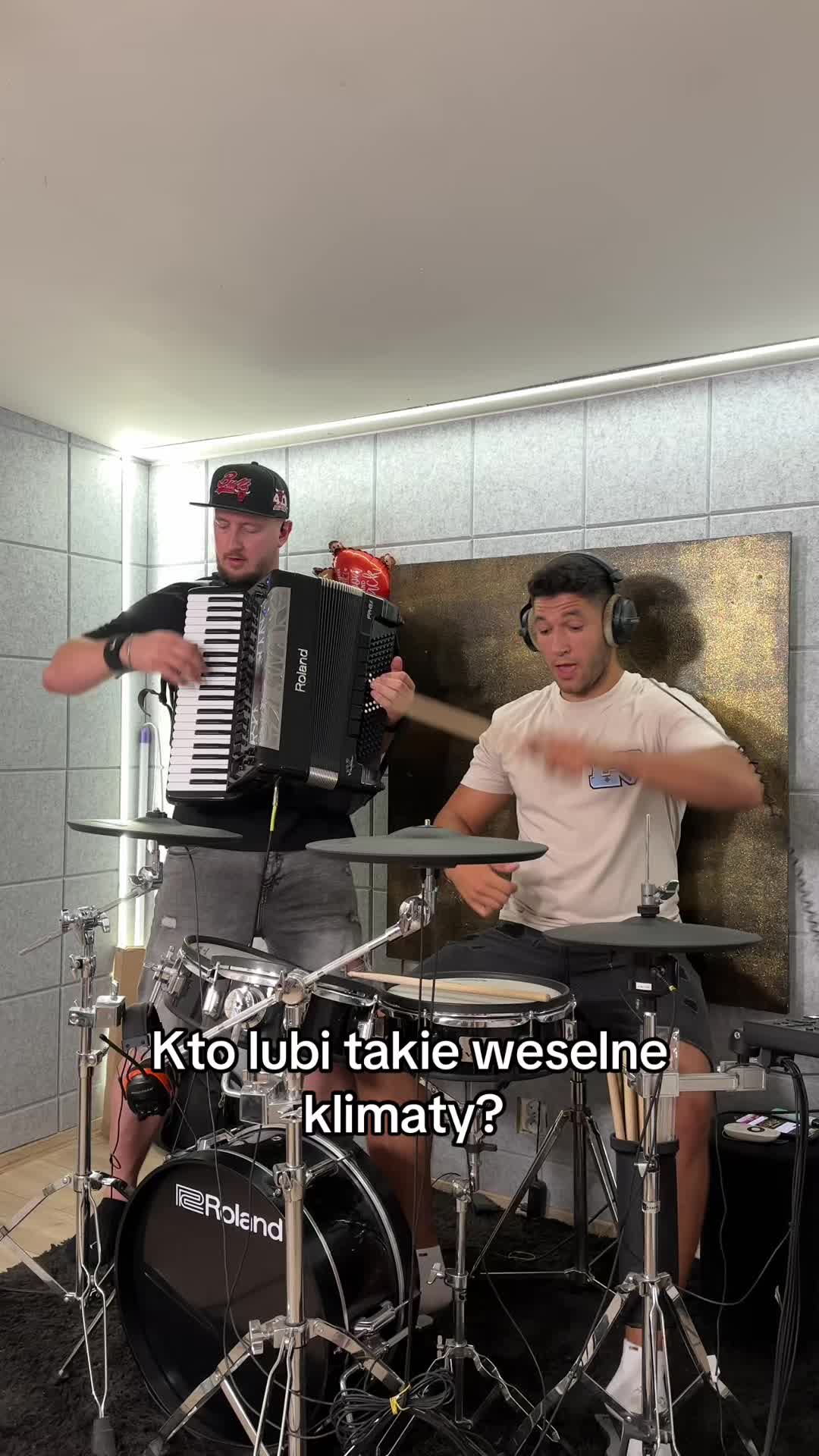 @Kamil Kossakowski