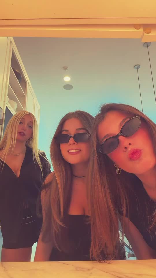 @tatesilverman_