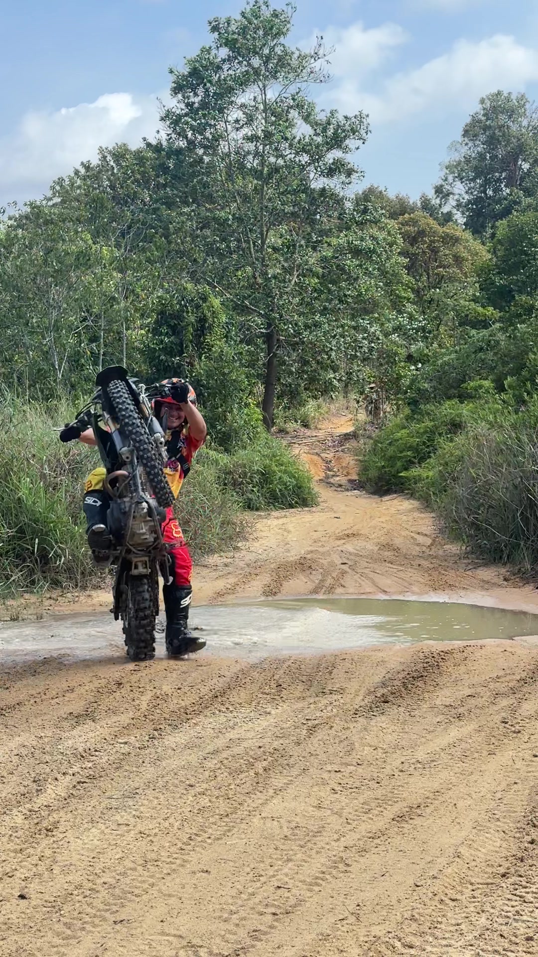 @Batam Dirt Bike Tour