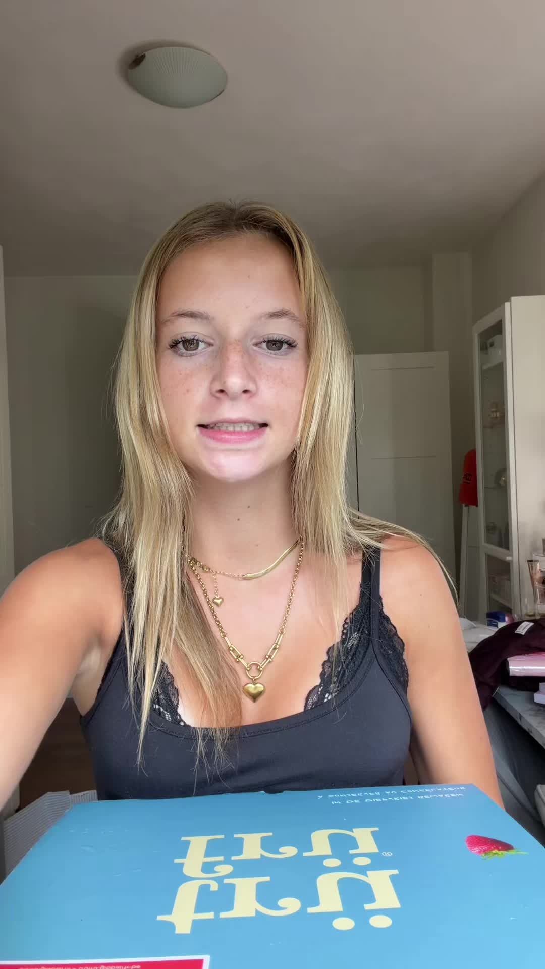 @Lina ྀིྀི