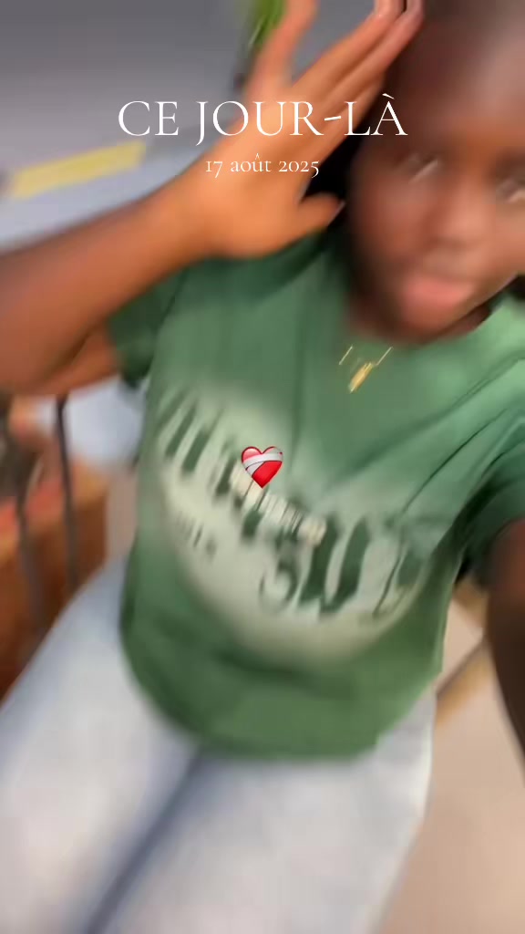 @APOUTSHOU🤍