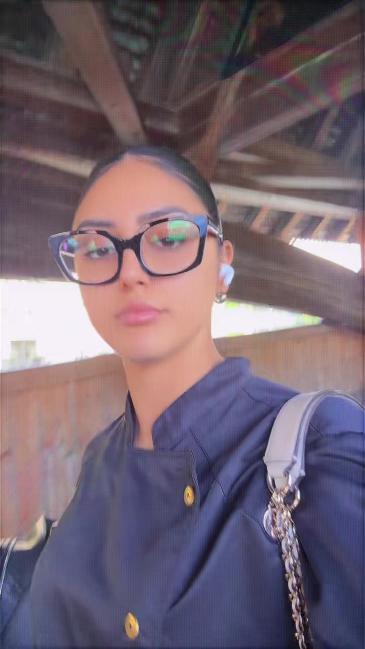 @Elena Jora