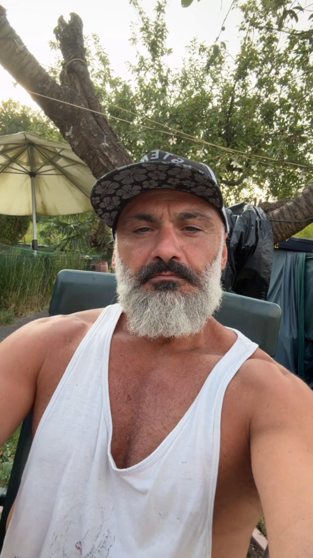 @Özgür.