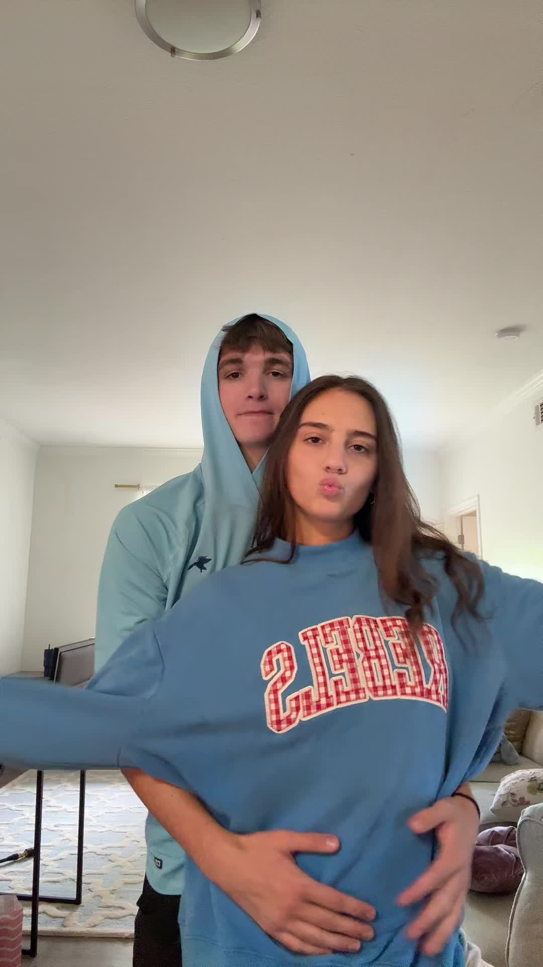 @ellie biscardi