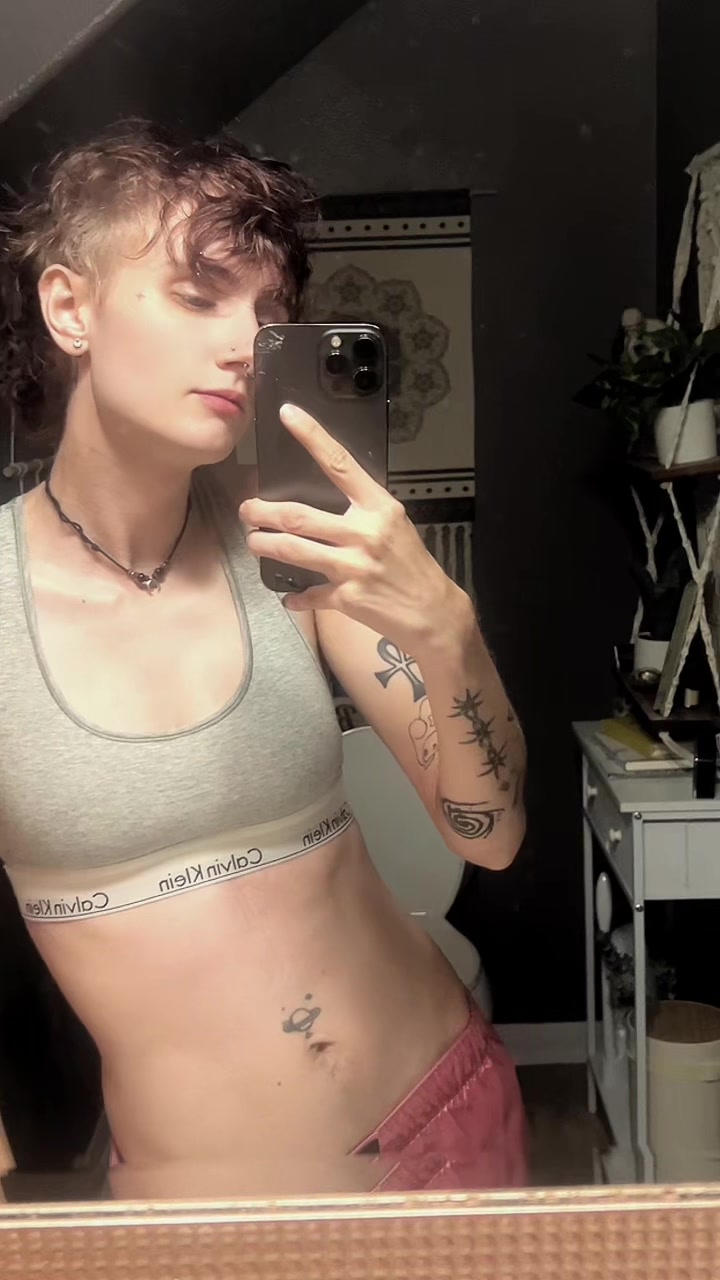 @𝕷