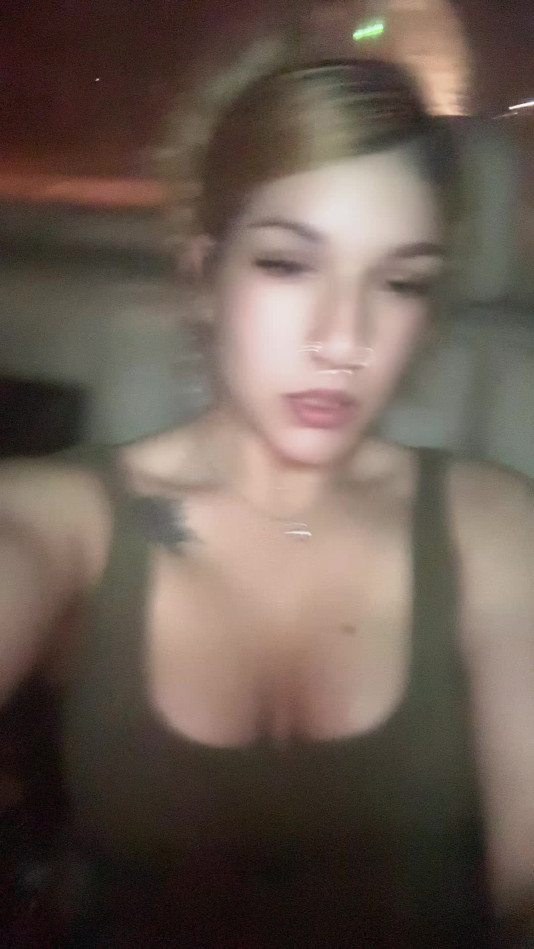 @ella🦋