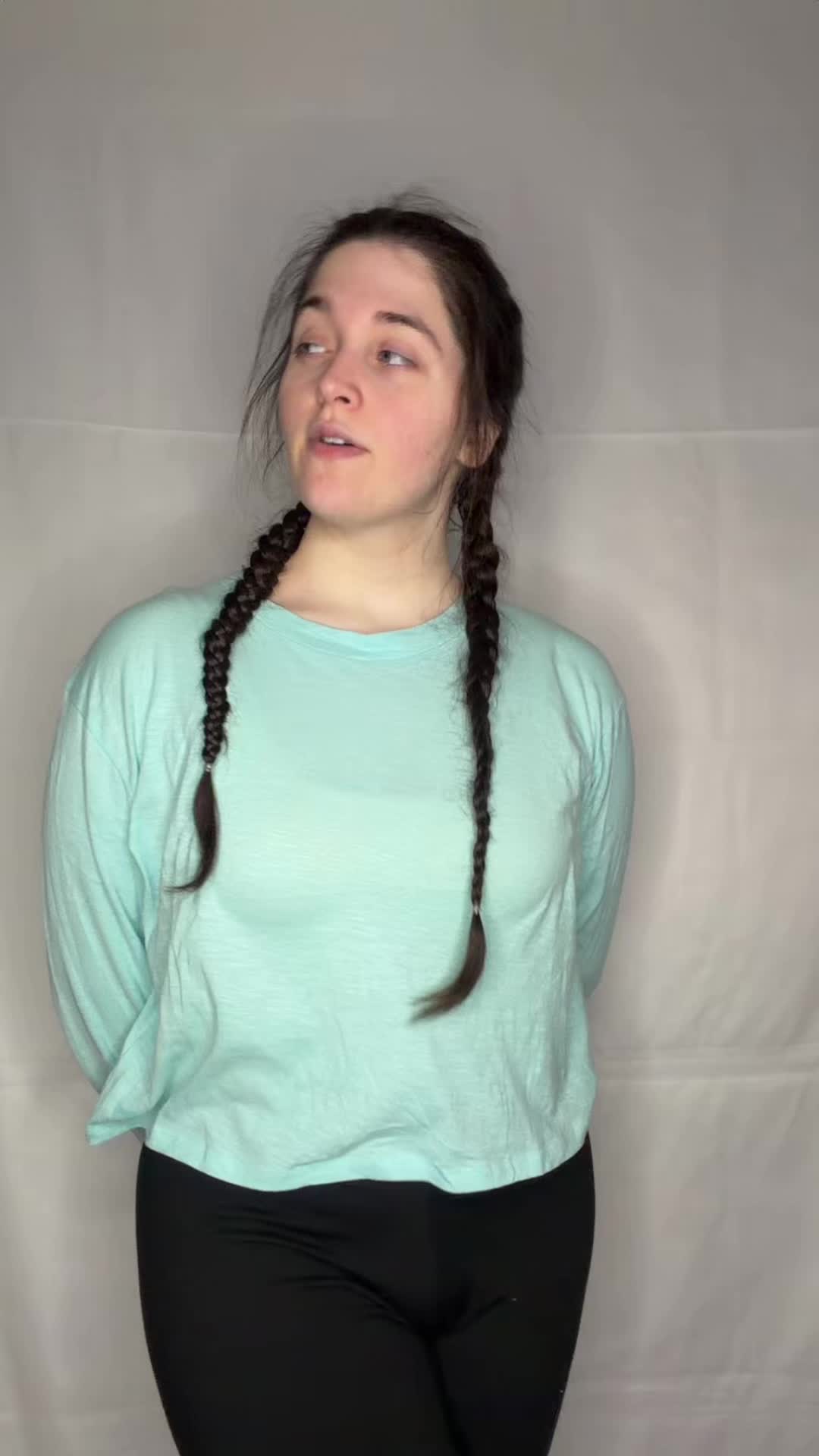 @😇